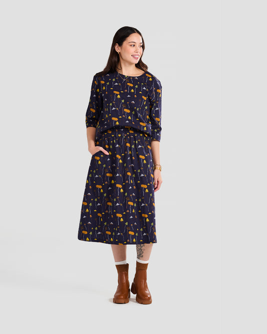 Women's Earthy Mushrooms Print 3/4-sleeve Pull-over Blouse