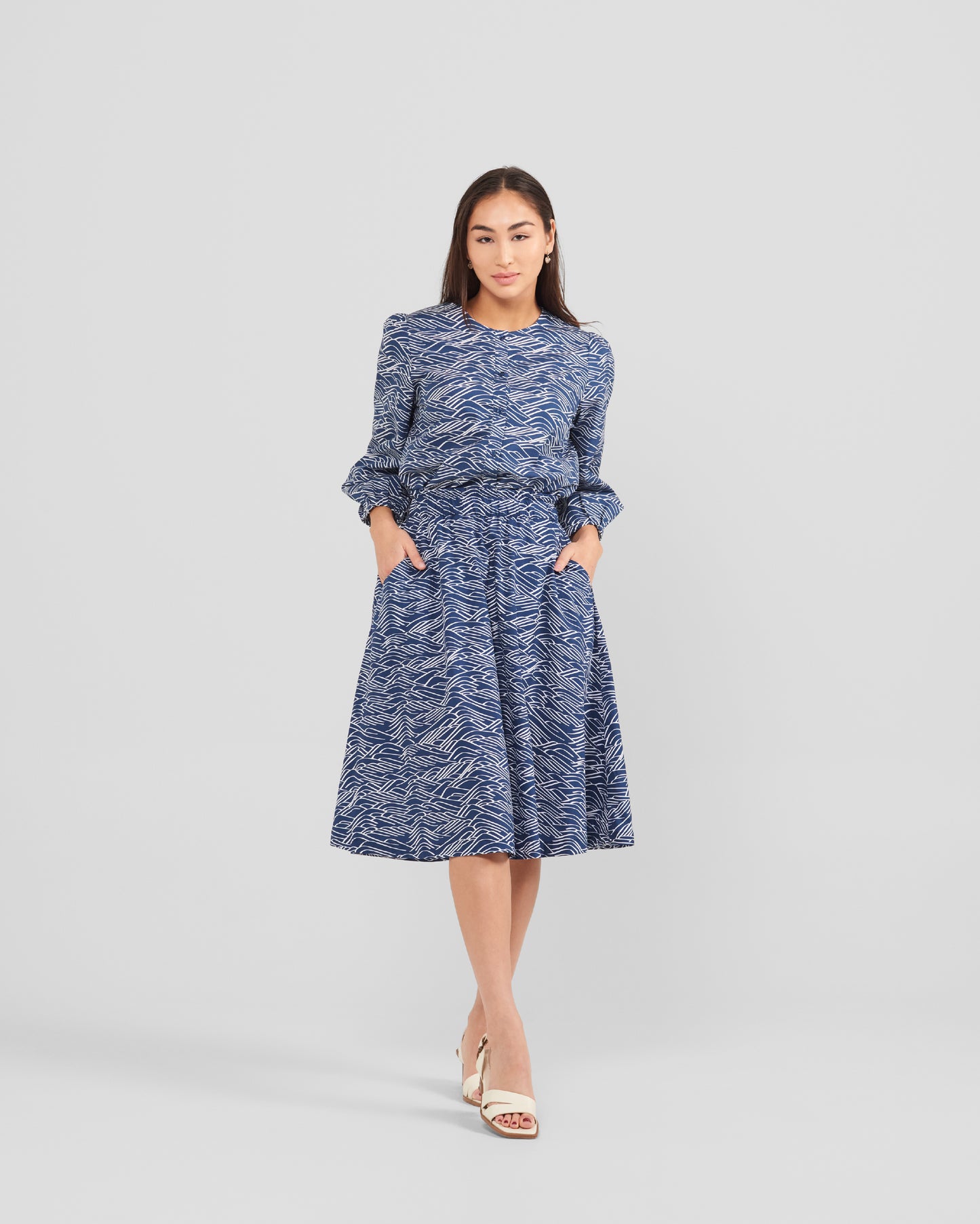 Women's Big Waves Print Midi Pocket Skirt
