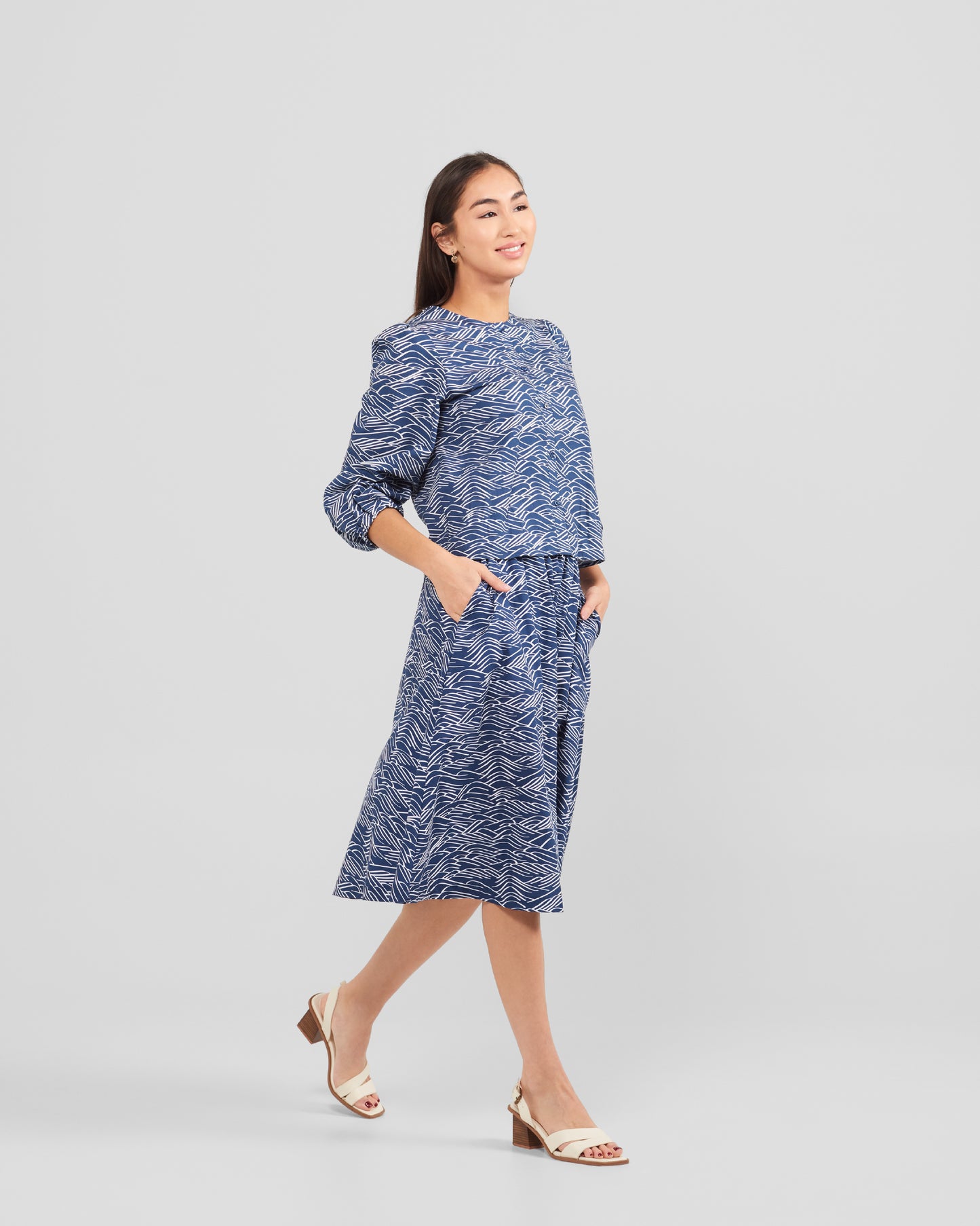 Women's Big Waves Print Midi Pocket Skirt